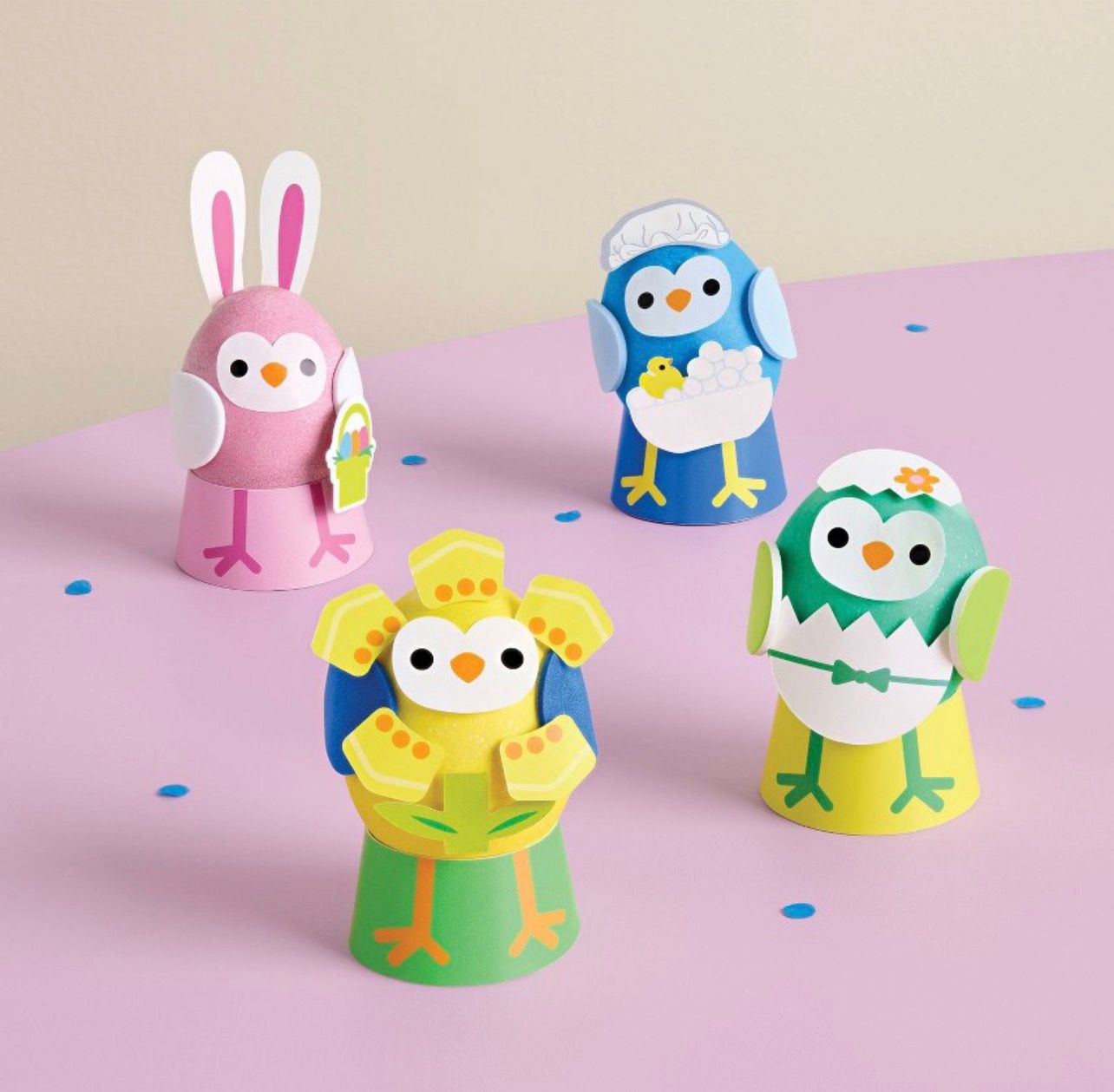 Kit Decorativo de Huevos Pascua “Feathery Friends” Spritz™